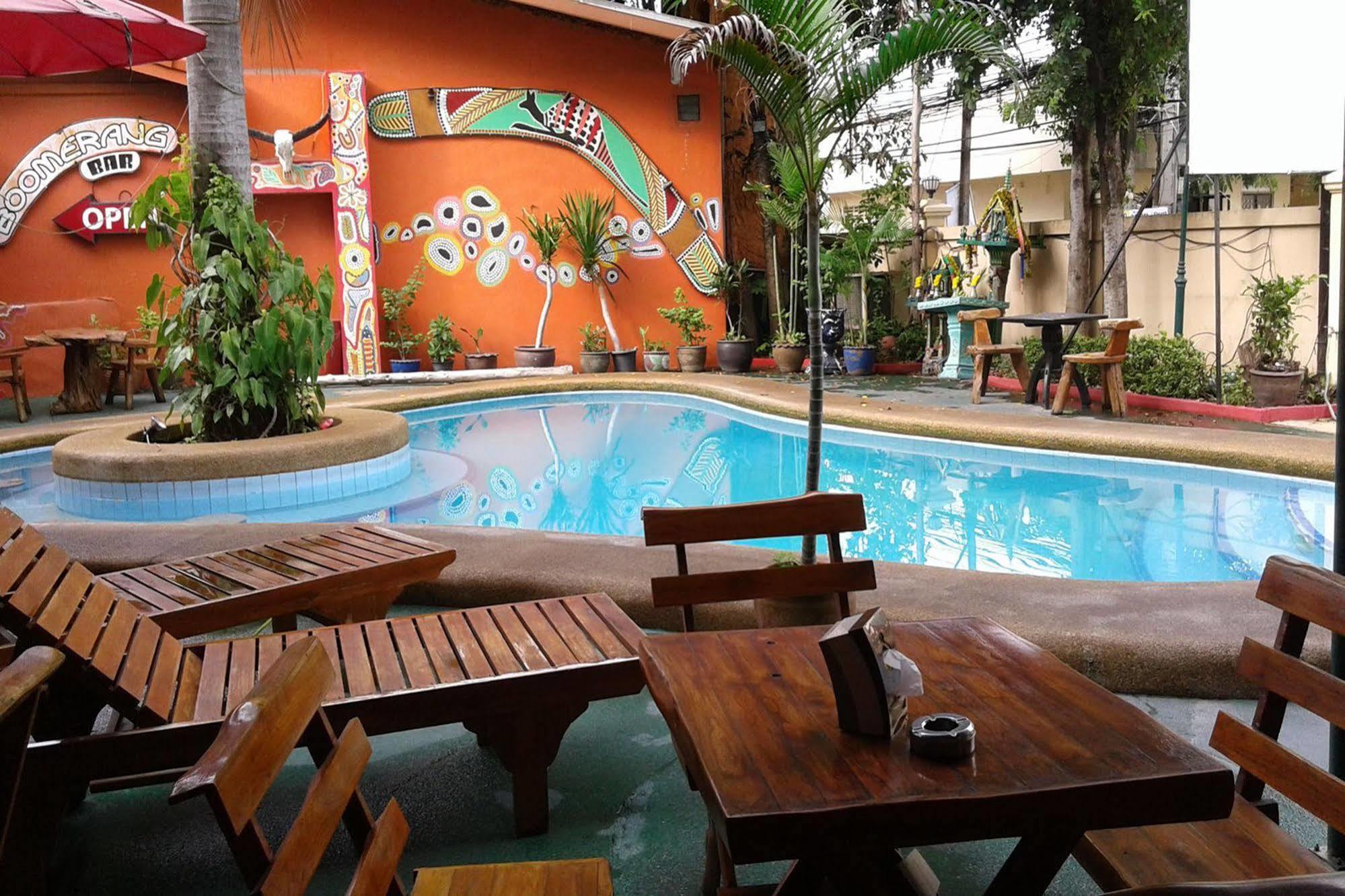 Shagwell Mansions Hotel Pattaya Exterior foto