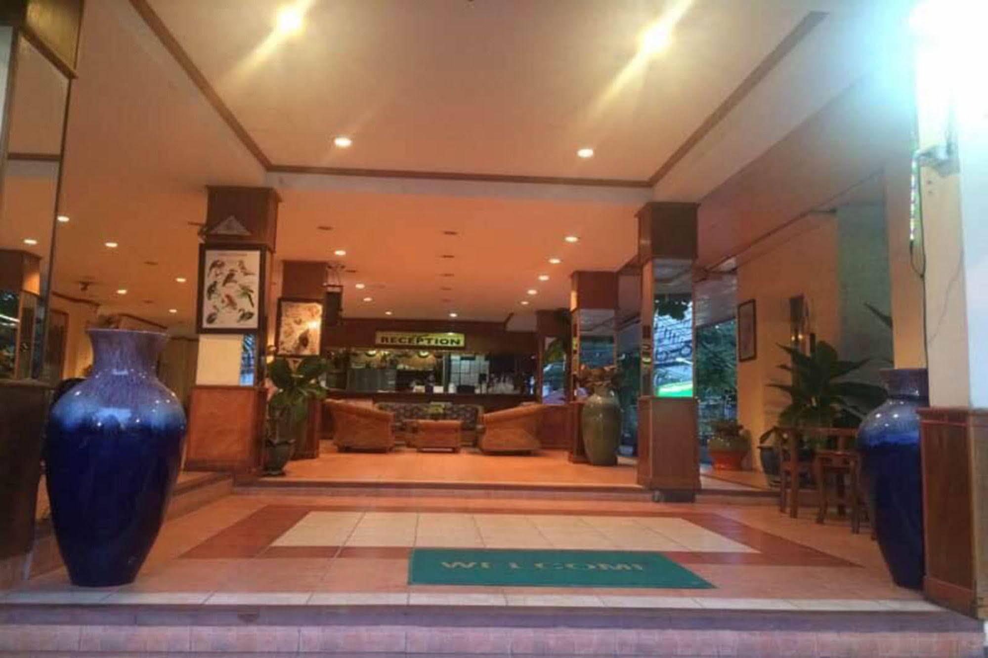 Shagwell Mansions Hotel Pattaya Exterior foto